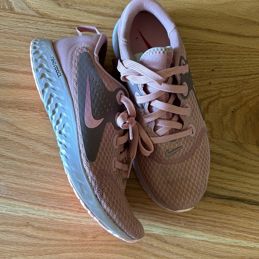 Nike React - image 2